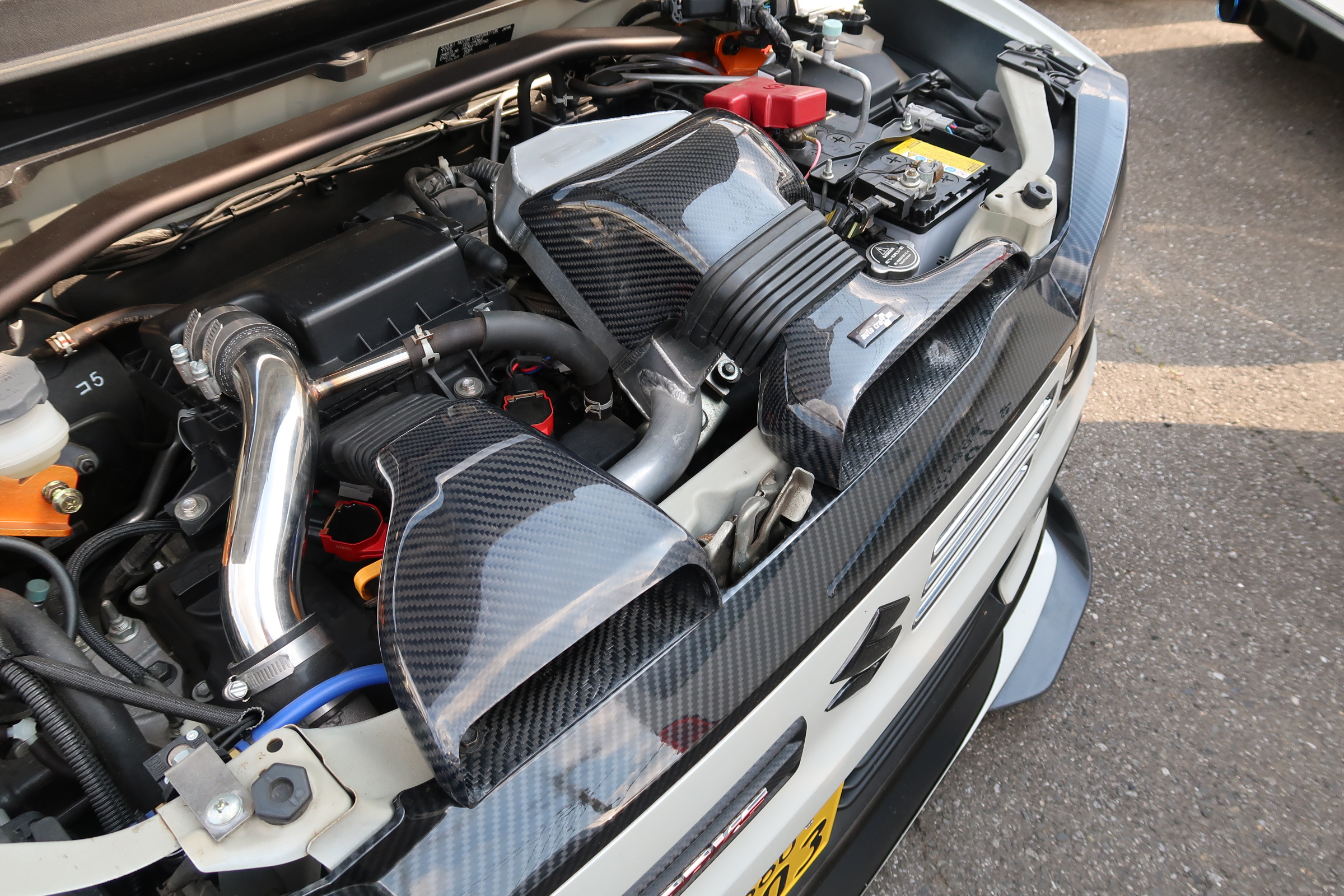 エアーインテークダクト　FRP